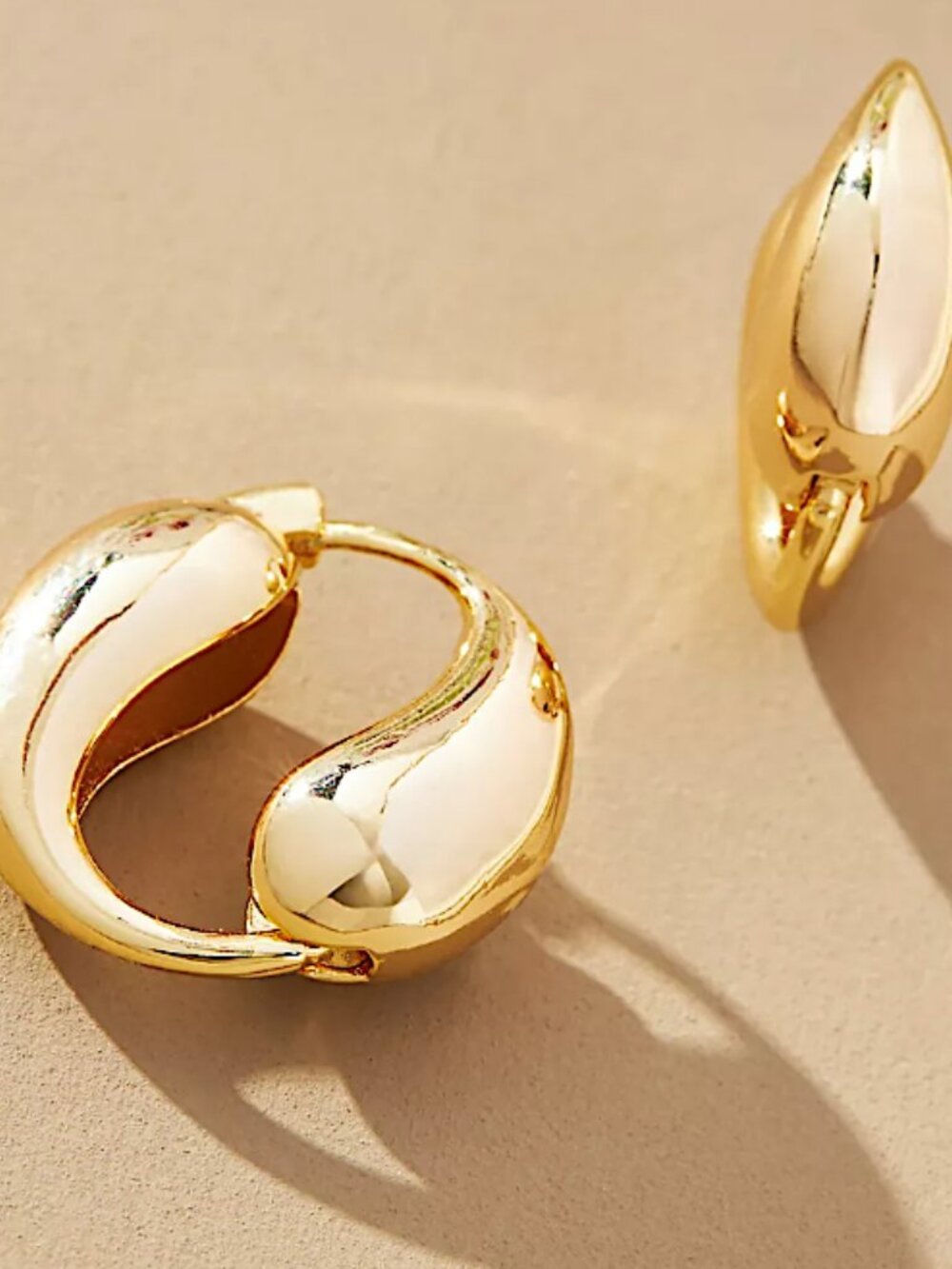 NEW Anthropologie Teardrop Circle Huggie Hoop Gold Earrings